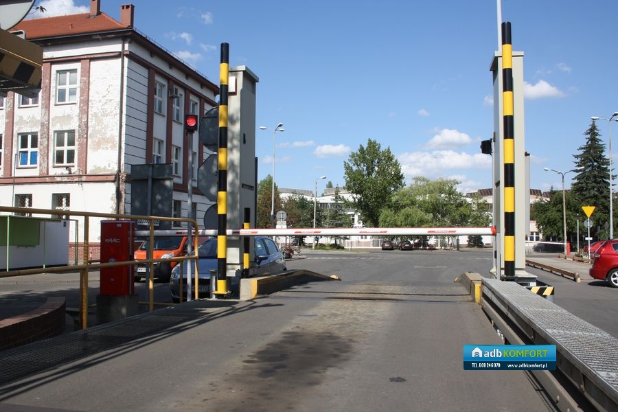 Dostawa, instalacja i serwis sześciu szlabanów B680H – KGHM Legnica