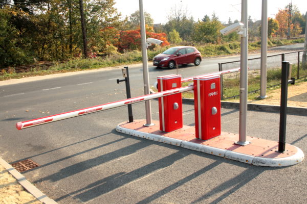 Szlabany i system kontroli dostępu na parking KGHM w Lubinie